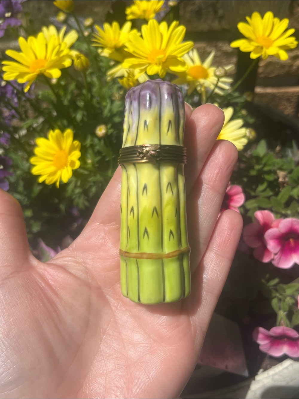 Vintage Limoges Asparagus Trinket Box